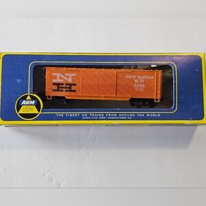 AHM New Haven NH 36100 Double Door Box Car  A.H.M. 5298 HO Hobby Railroad RR Vtg